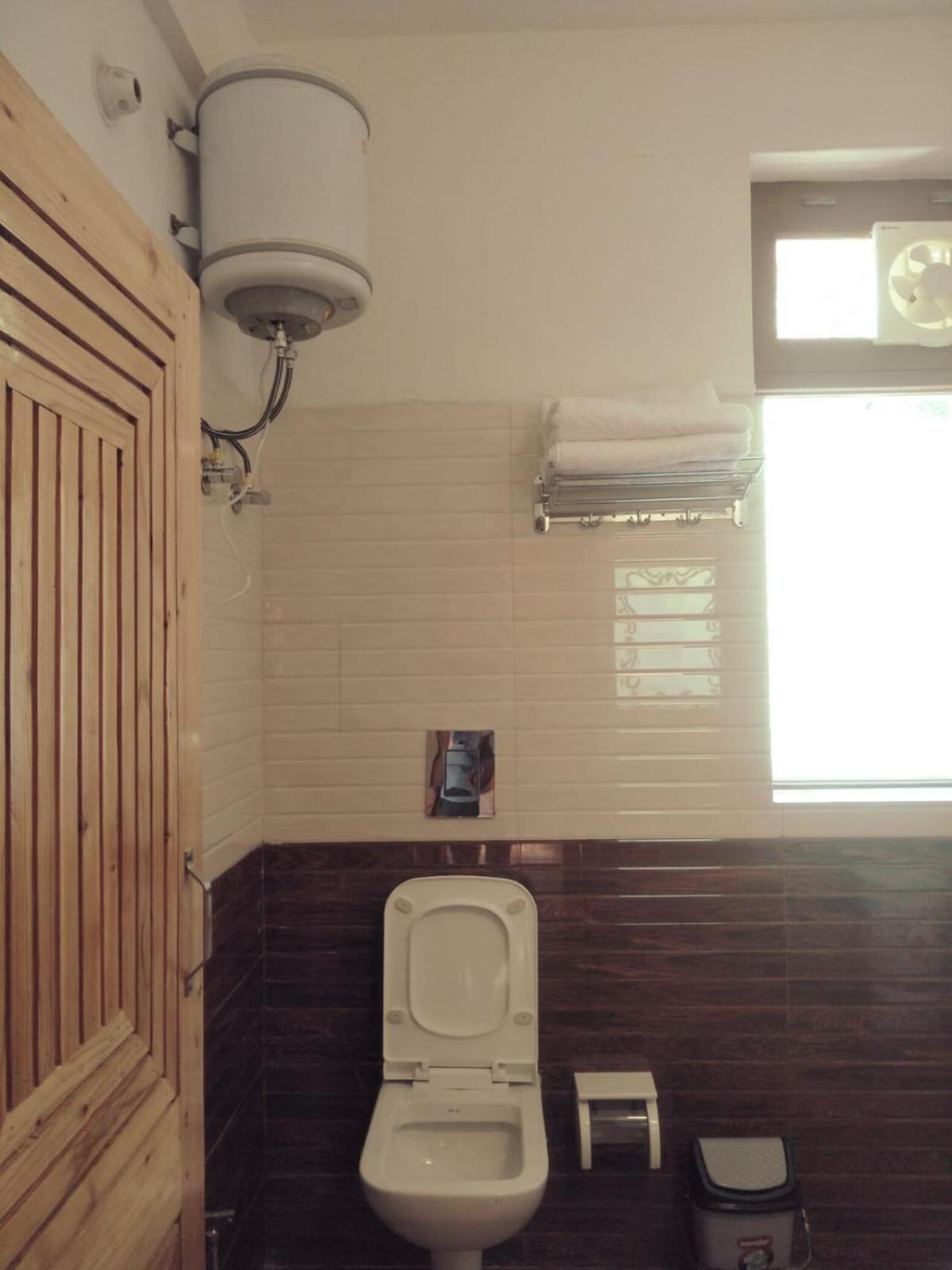 The Himalayan Heaven Apartment Jibhi ภายนอก รูปภาพ